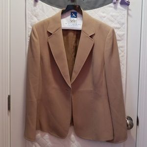 Tahari pant suit. Size 16